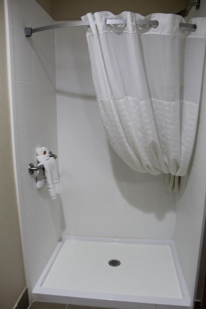 Comfort I-24 Estalagem 2*