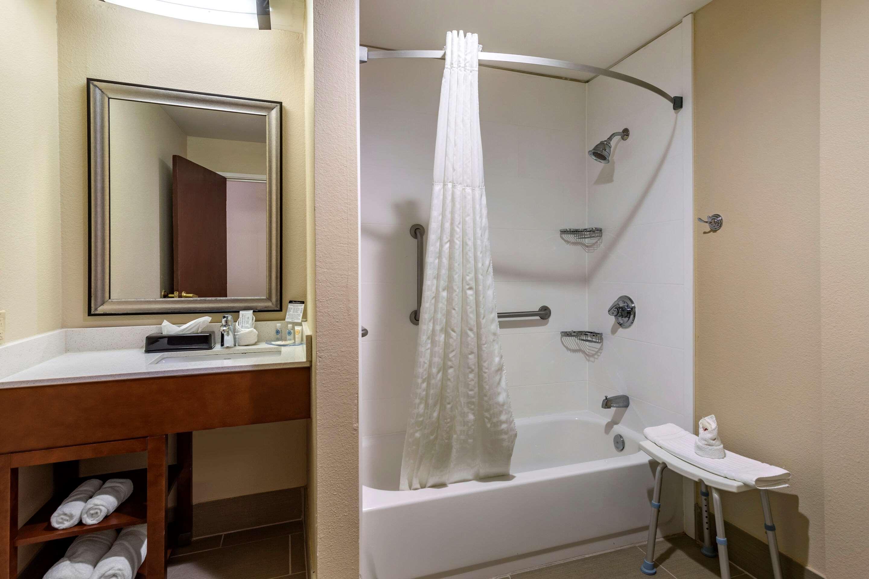 Inn Comfort I-24 Paducah