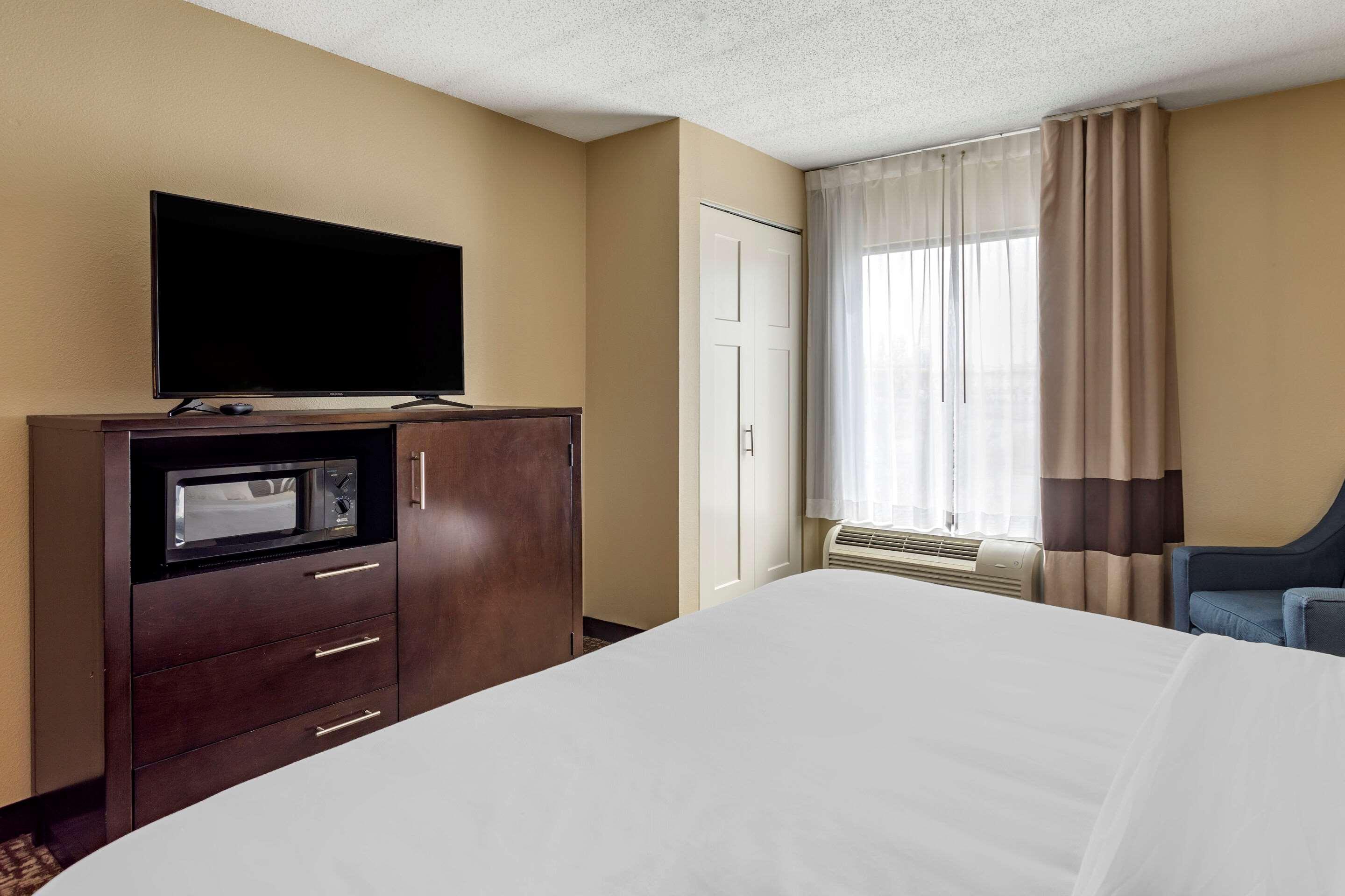 Inn Comfort I-24