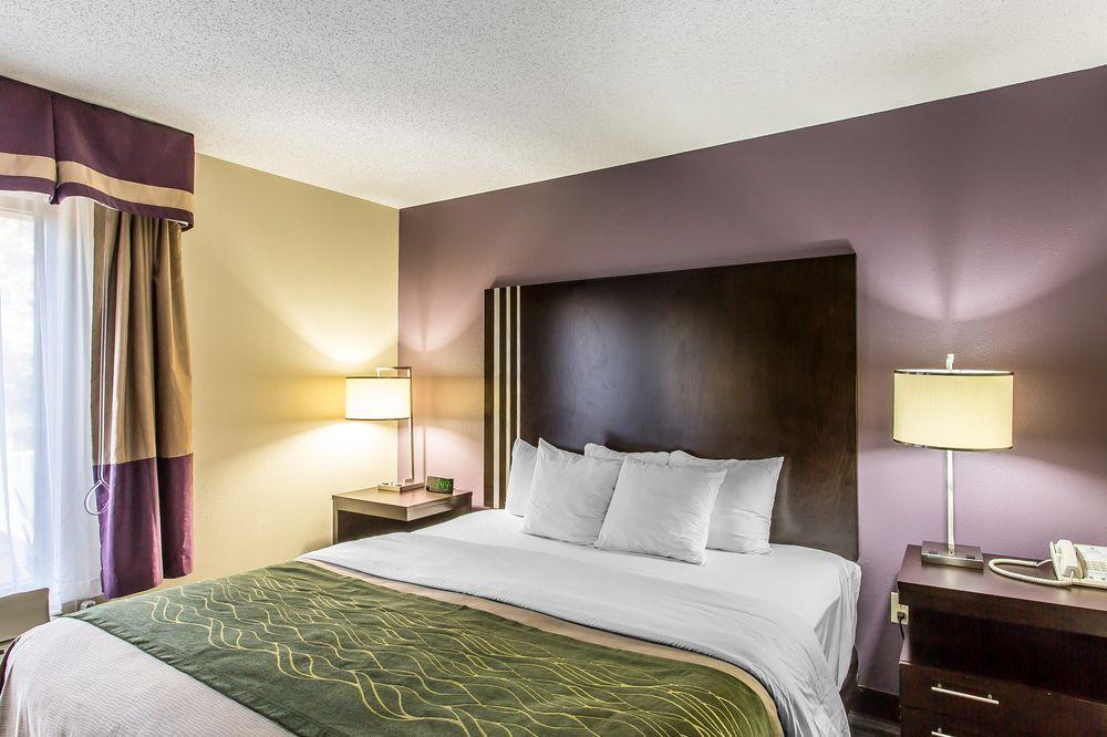 Comfort I-24 Inn 2*