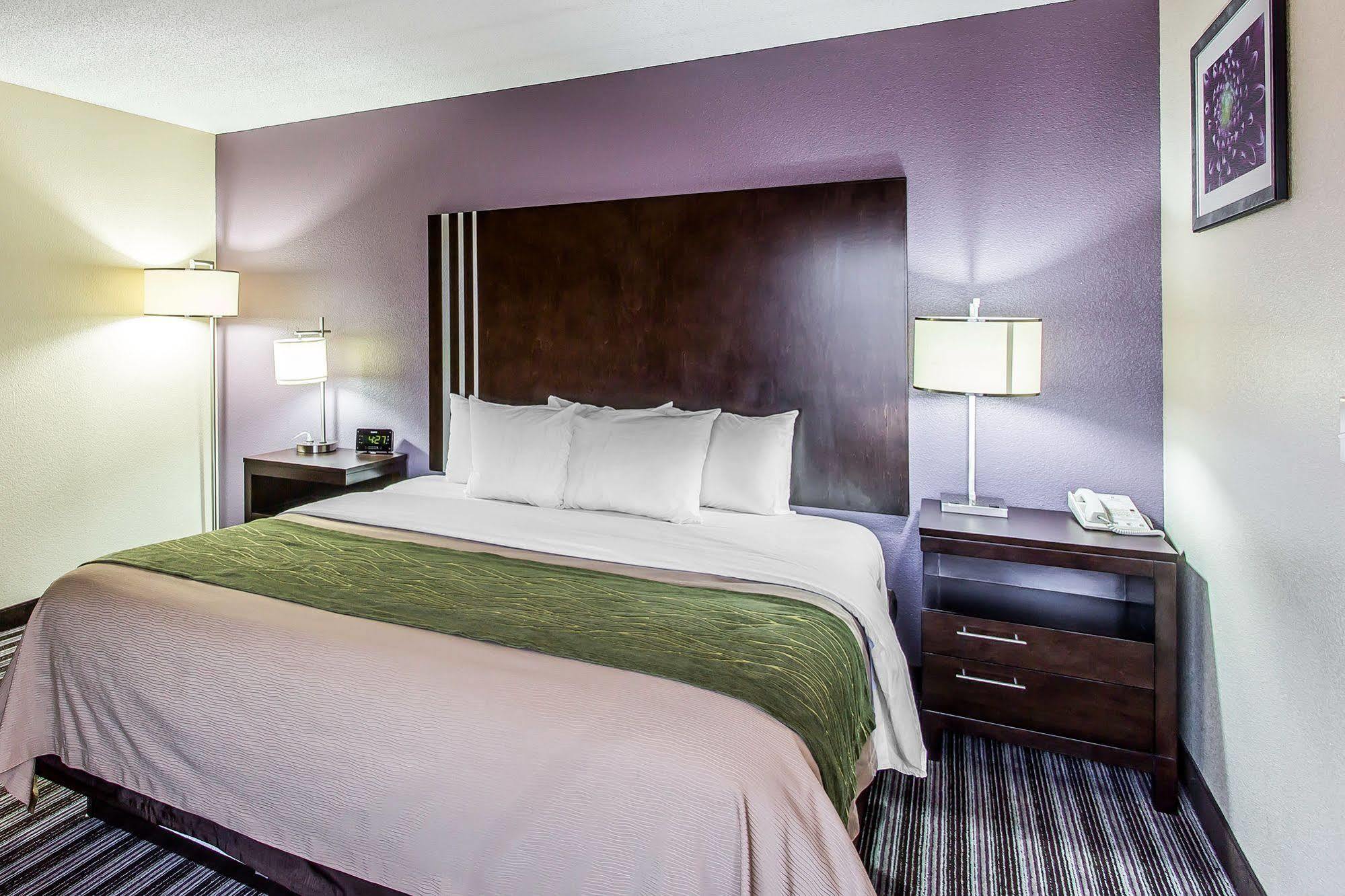 Inn Comfort I-24